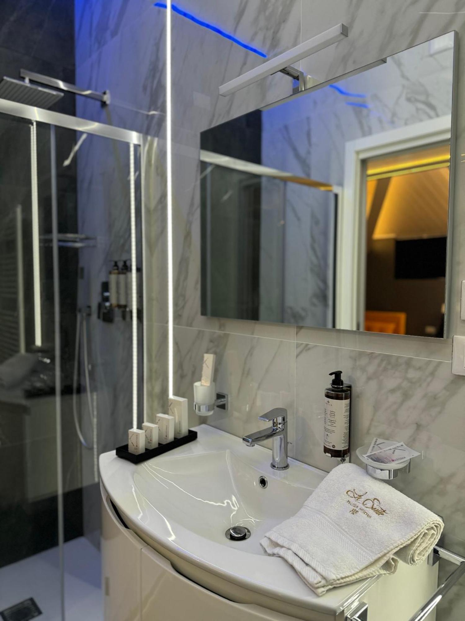 Le Suite Piazza Nuova 福查 外观 照片